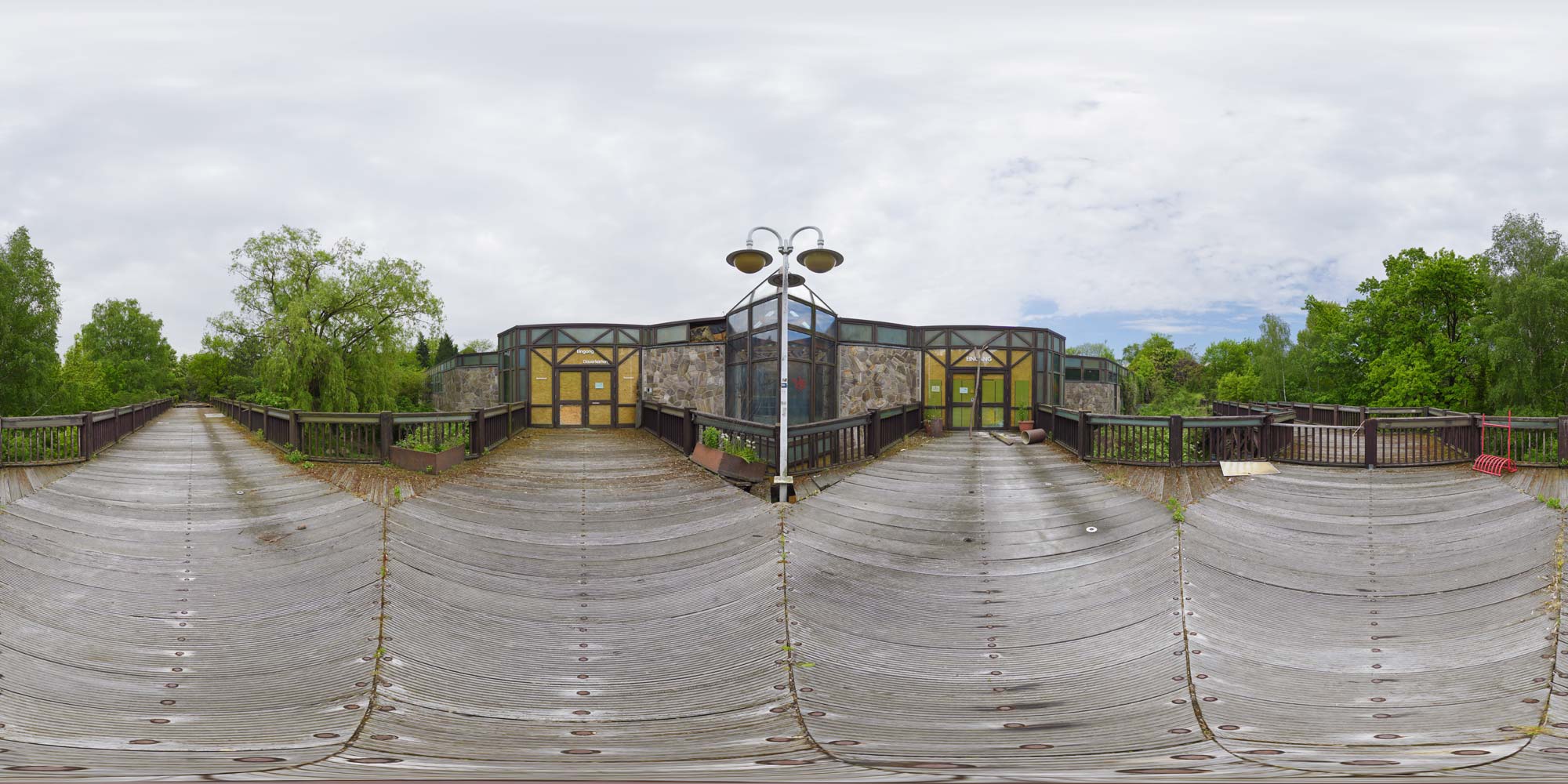 Panorama Berlin Blub Badeparadies - Zustand 2014 - Eingänge