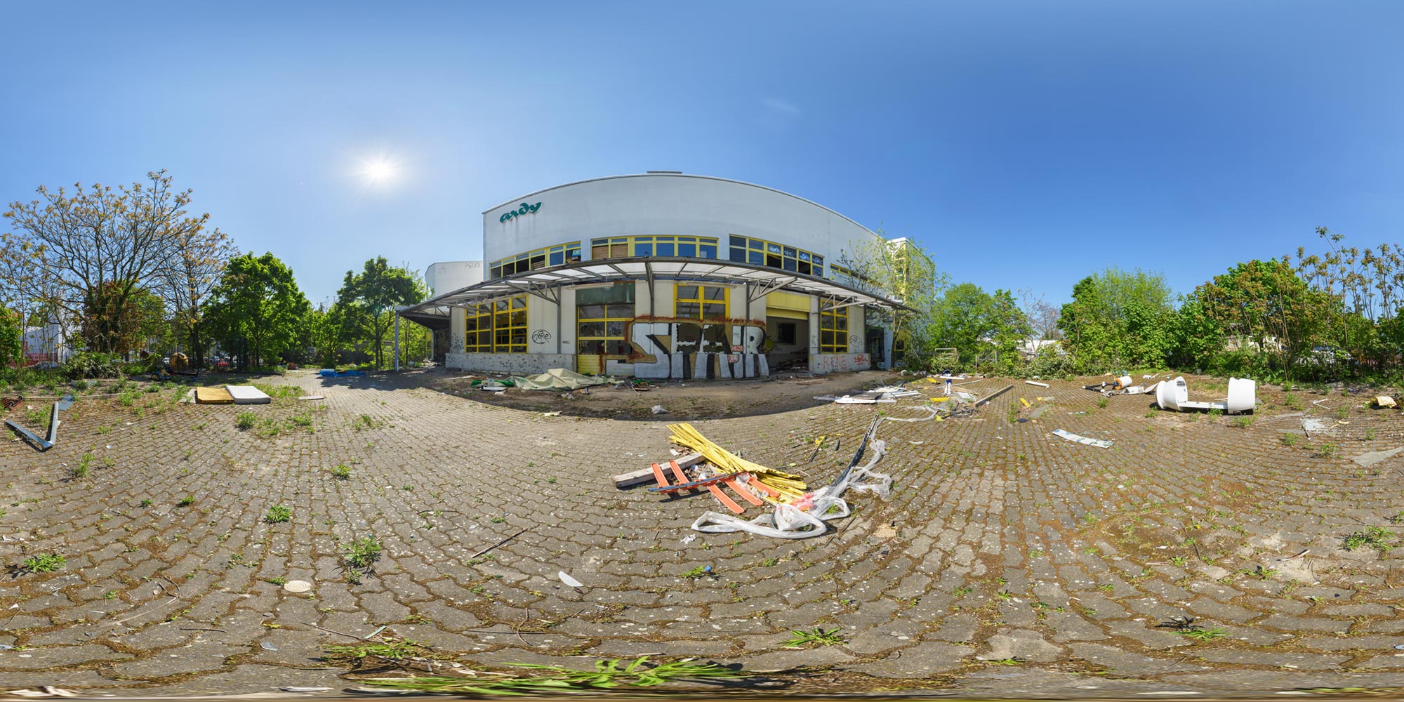 Panorama Berlin Alte Dönerfabrik - Vorplatz