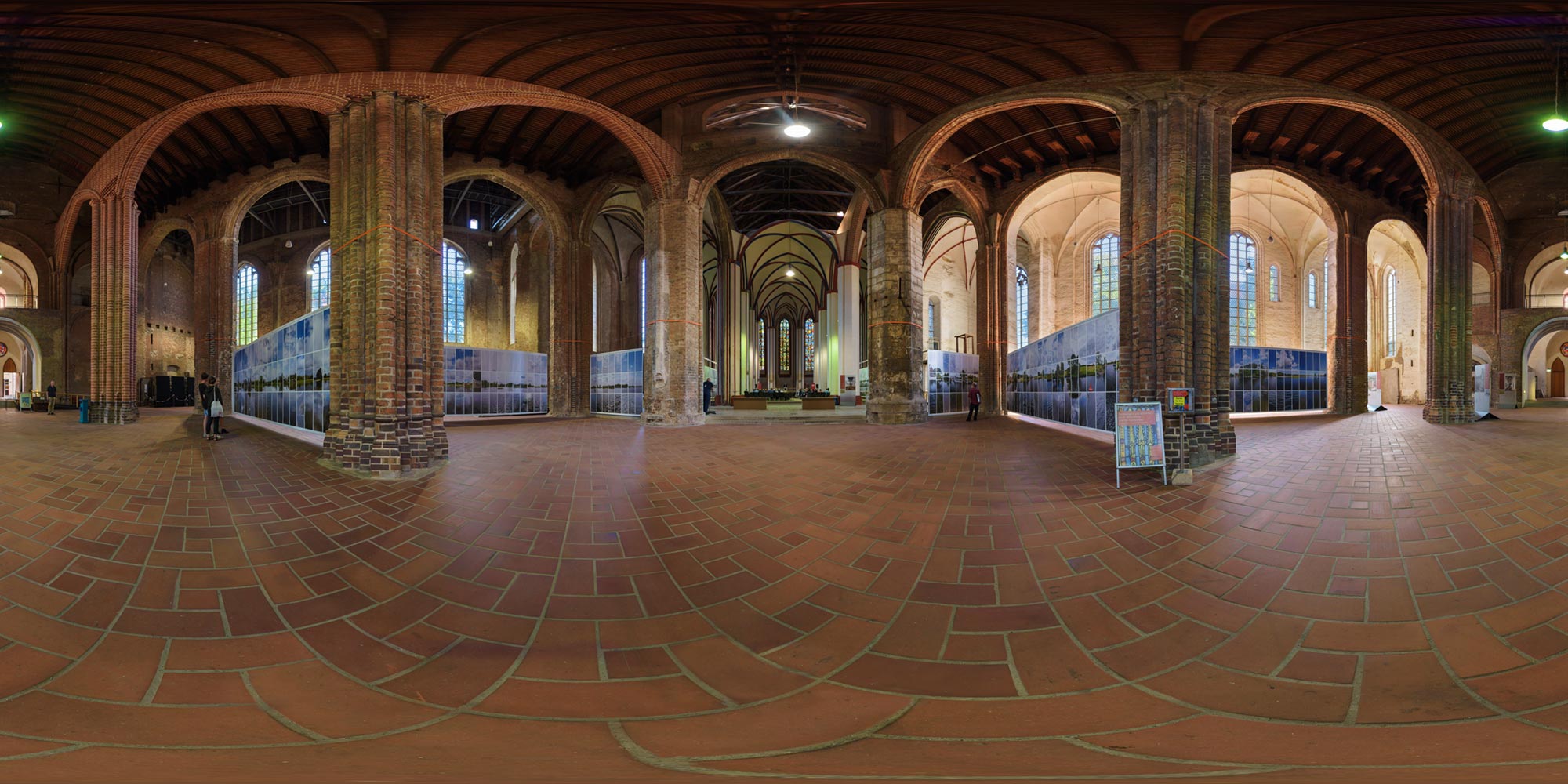 Panorama  Frankfurt (Oder) - St. Marien - Ausstellung