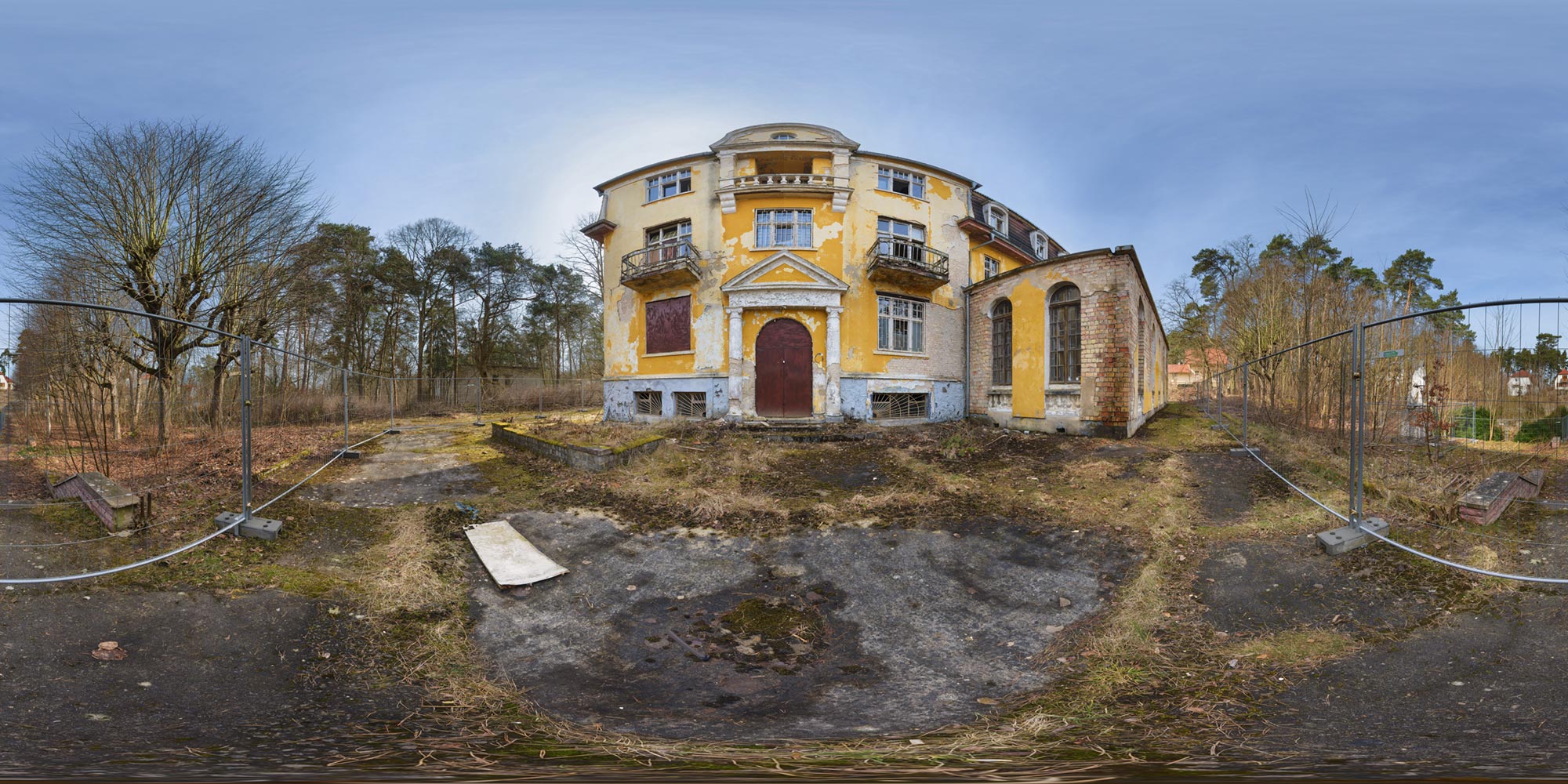 Panorama  Fürstenberg - Havel - Ehemalige Kasernen - Fassade
