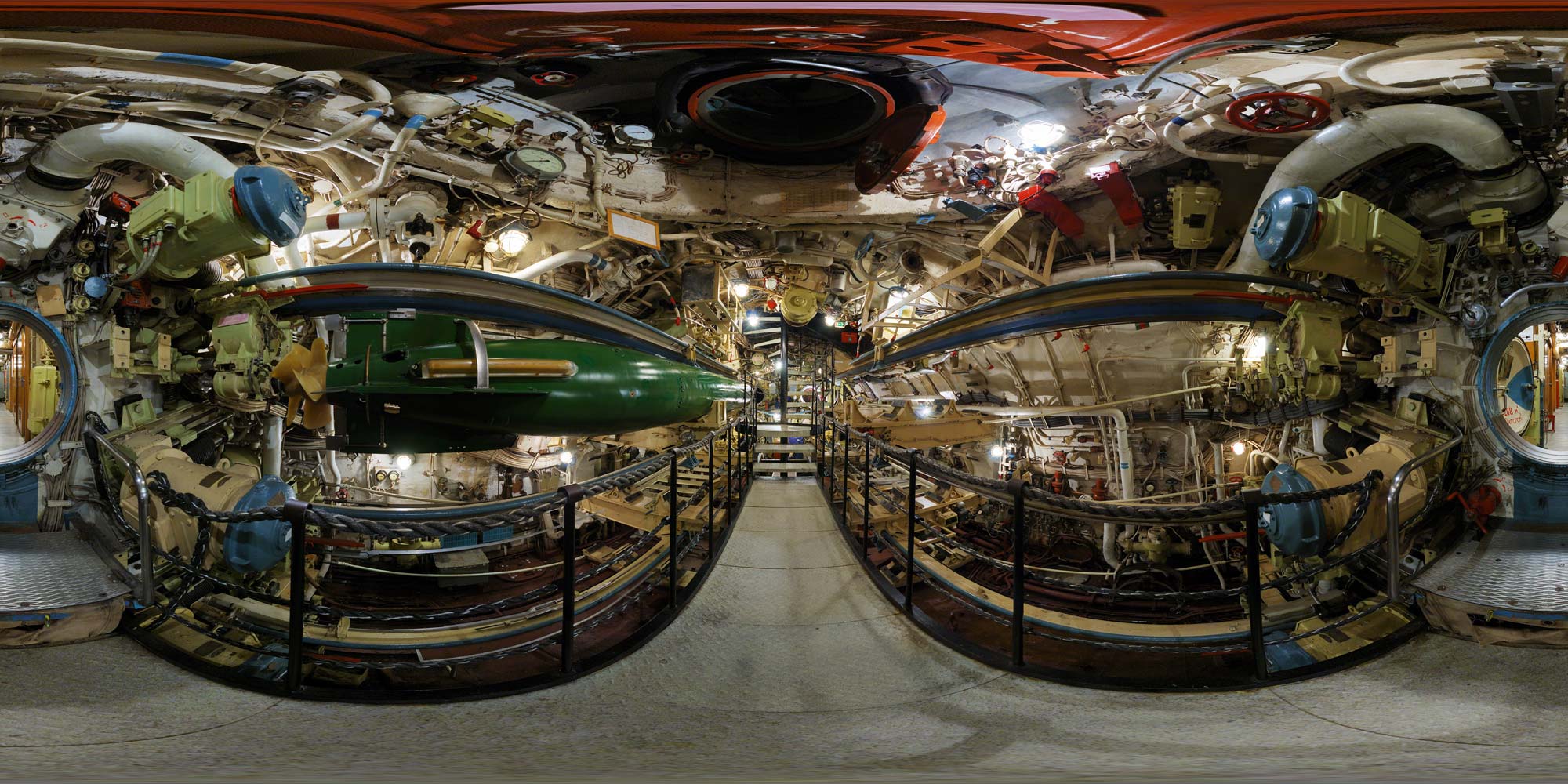 Panorama Hamburg U-Boot U-434 - Torpedoraum