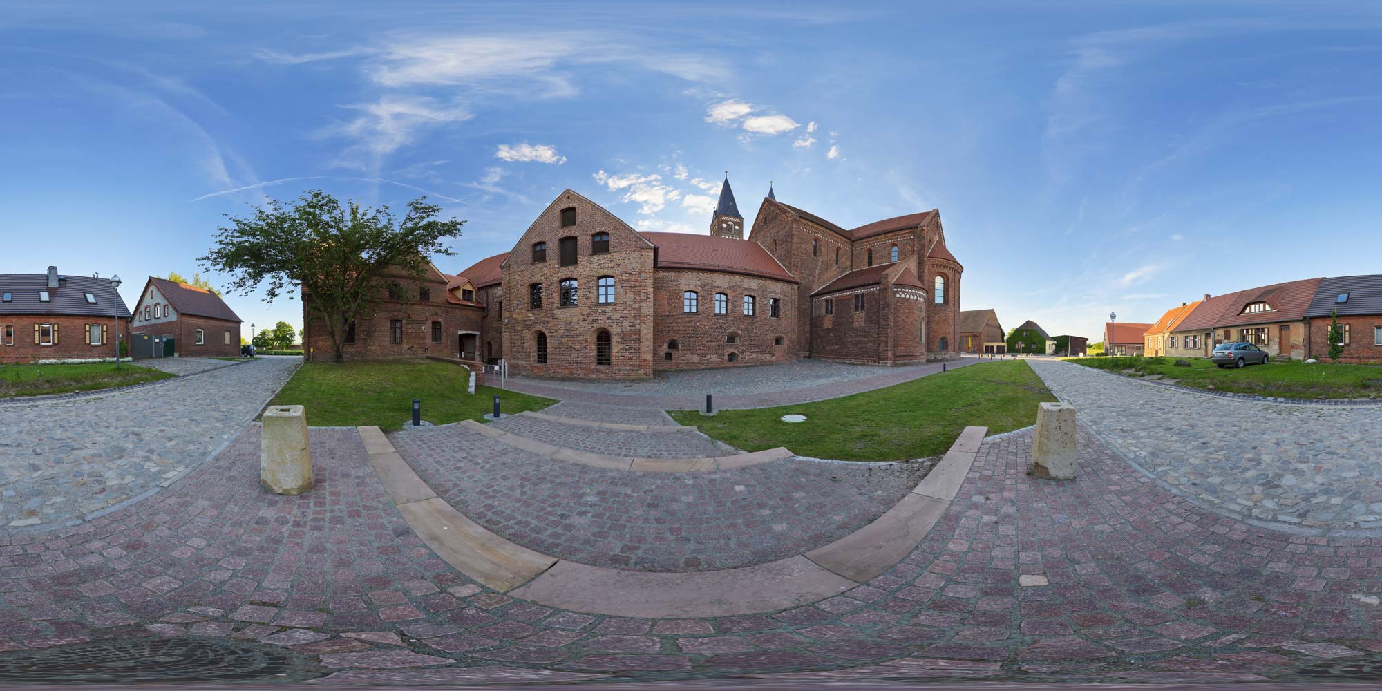 Panorama  Jerichow - Kloster - Ostseite