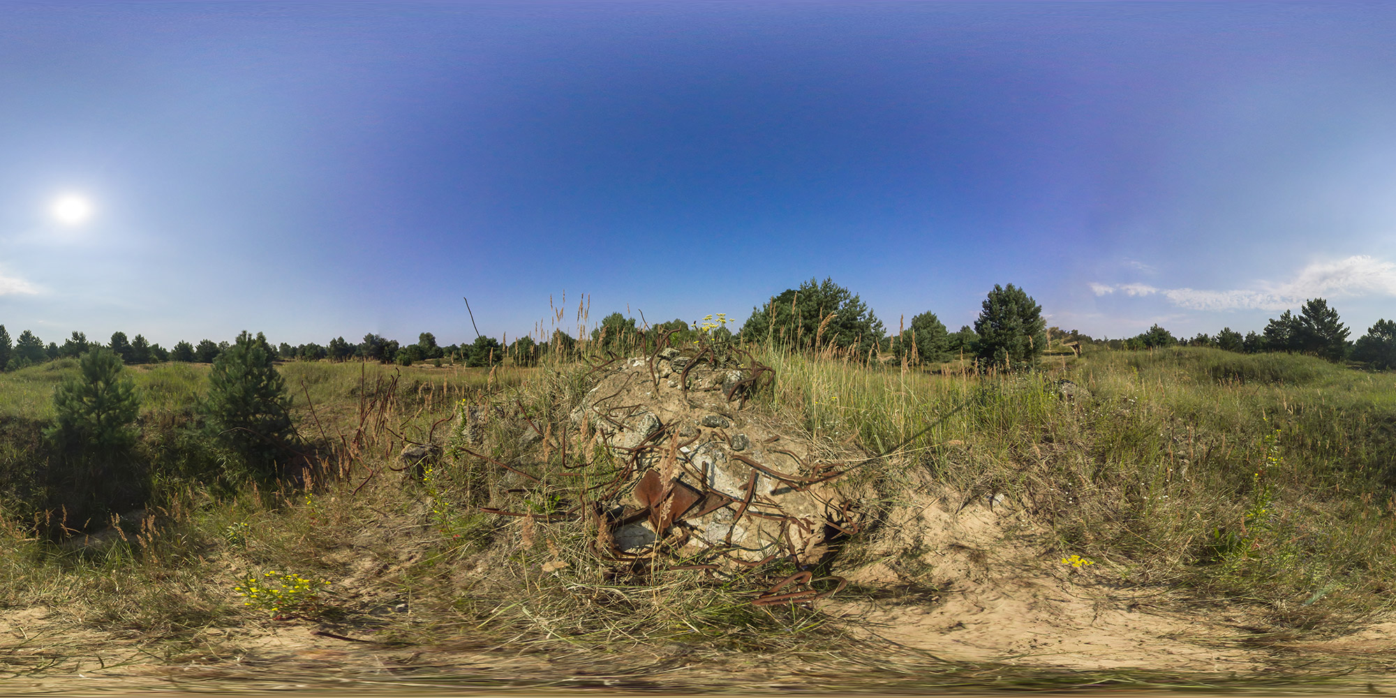 Panorama  Wurzelberge bei Luckenwalde - Bunkerruine