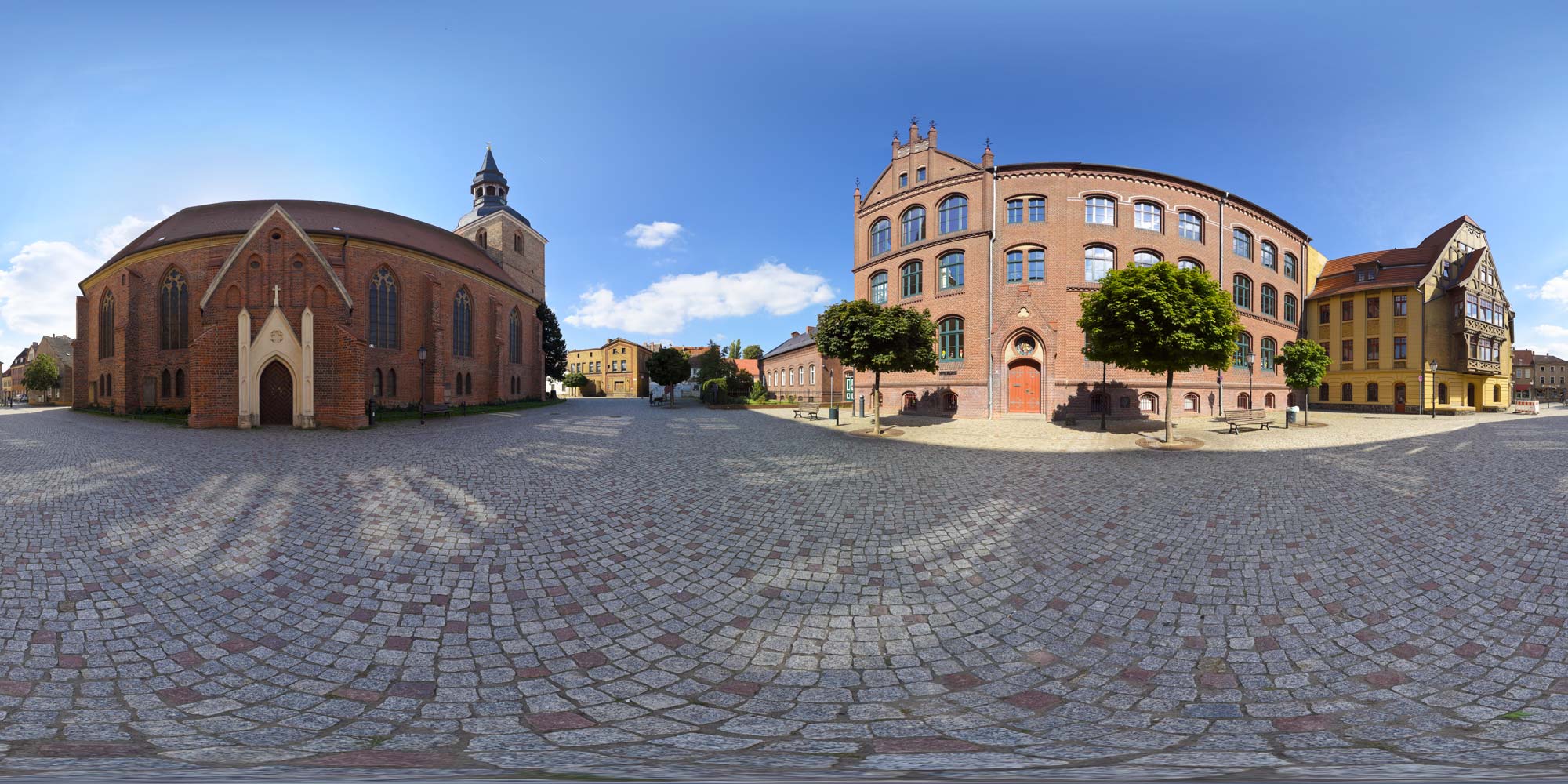 Panorama  Nauen - Martin-Luther-Platz