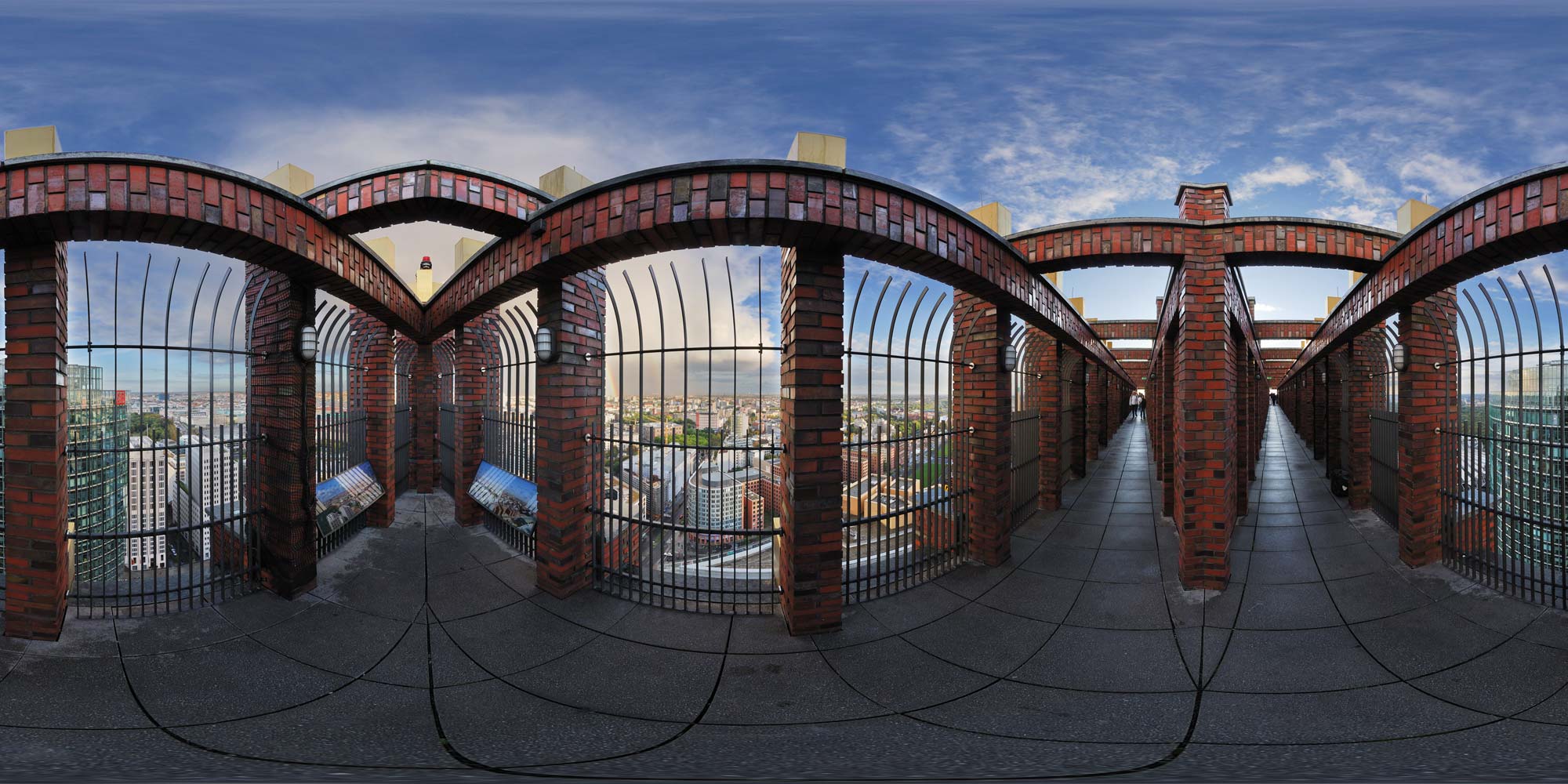 Panorama Berlin Potsdamer Platz Areal - Kollhoff Haus Ostseite oben
