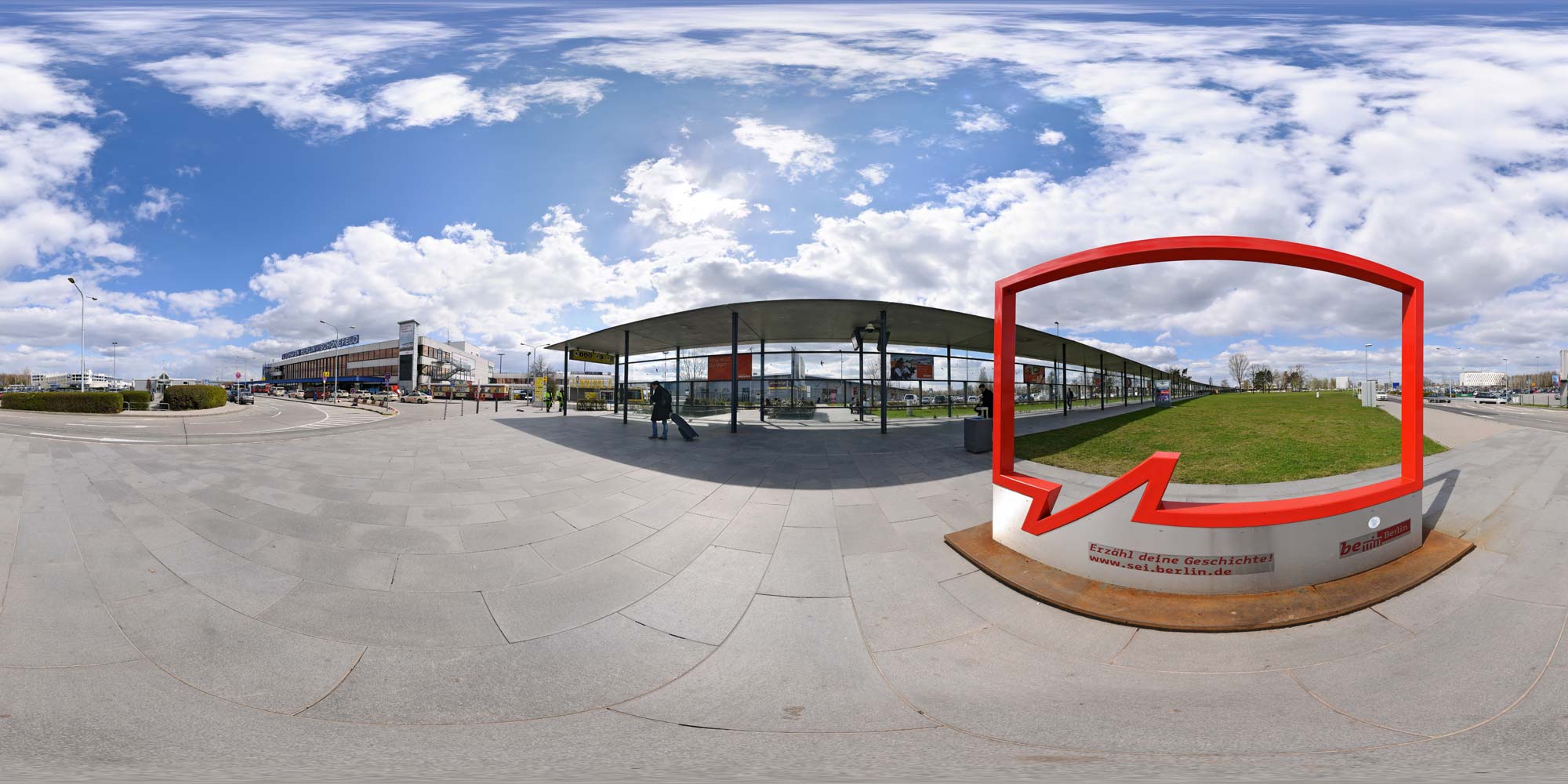 Panorama  Flughafen Schönefeld - Passage zum Bahnhof