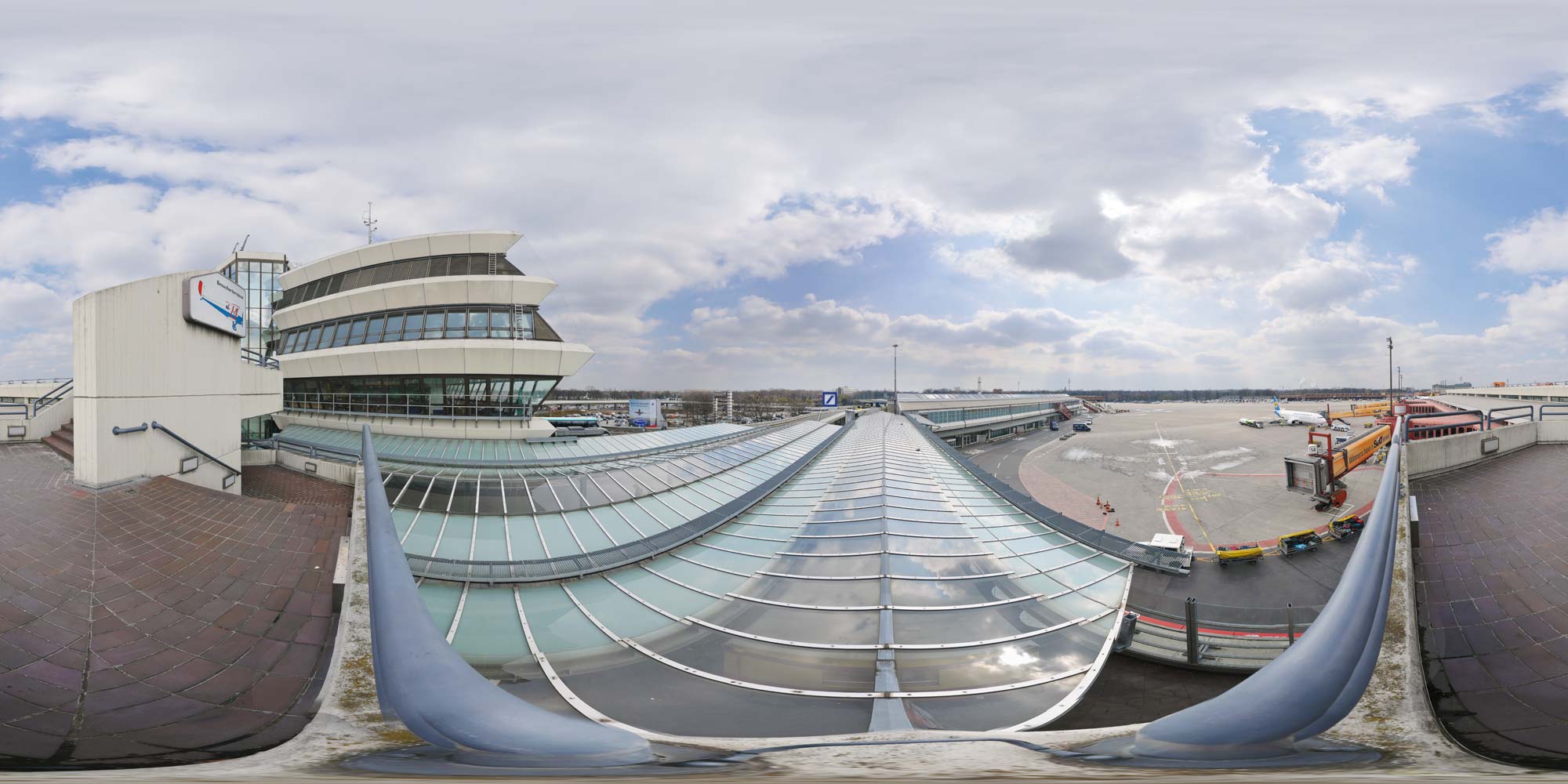 Panorama Berlin Tegel - Flughafen Tegel - Südseite