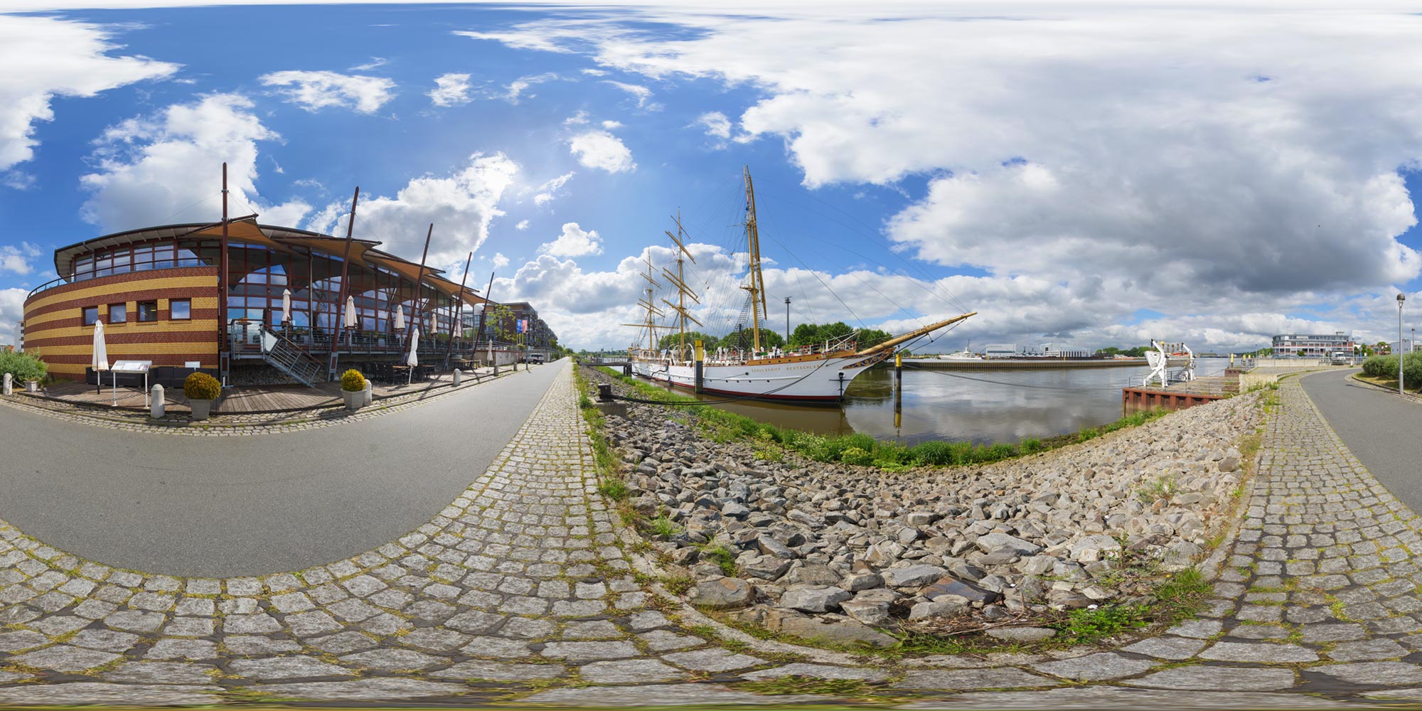 Panorama Bremen Vegesack - Schulschiff Deutschland - Lesumufer