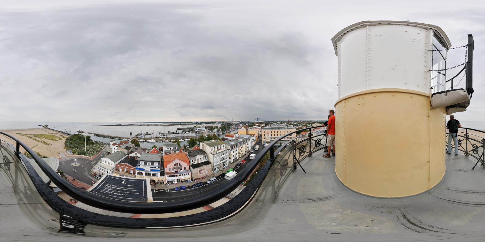 Panorama  Warnemünde - Aussicht vom Leuchtturm - Ost